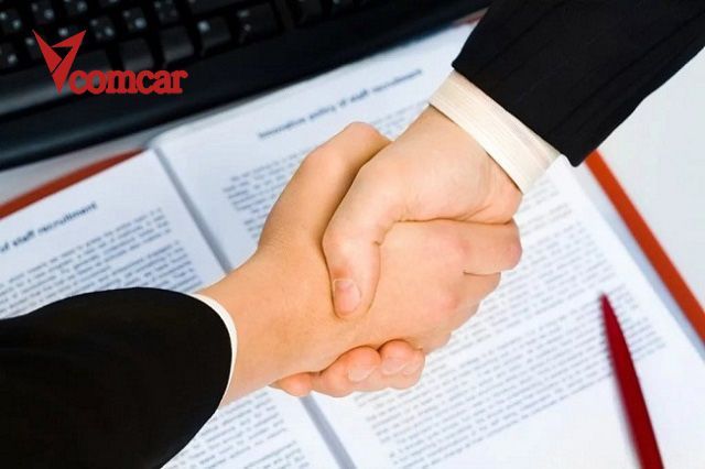 Chia sẻ kinh nghiệm ký hợp đồng mua bán xe