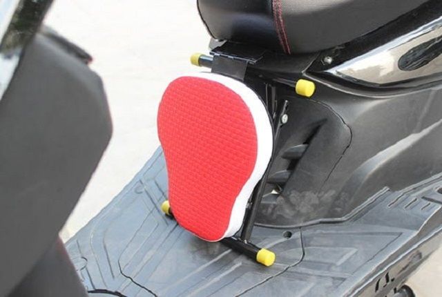 Ghế ngồi xe máy cho bé loại nào tốt và an toàn nhất hiện nay 21 Ghế ngồi gấp dành cho cả xe tay ga và xe số