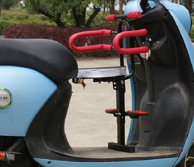 Ghế ngồi xe máy cho bé loại nào tốt và an toàn nhất hiện nay 19 Ghế ngồi xe máy cho bé trên xe máy tay ga bằng inox không có tựa lưng